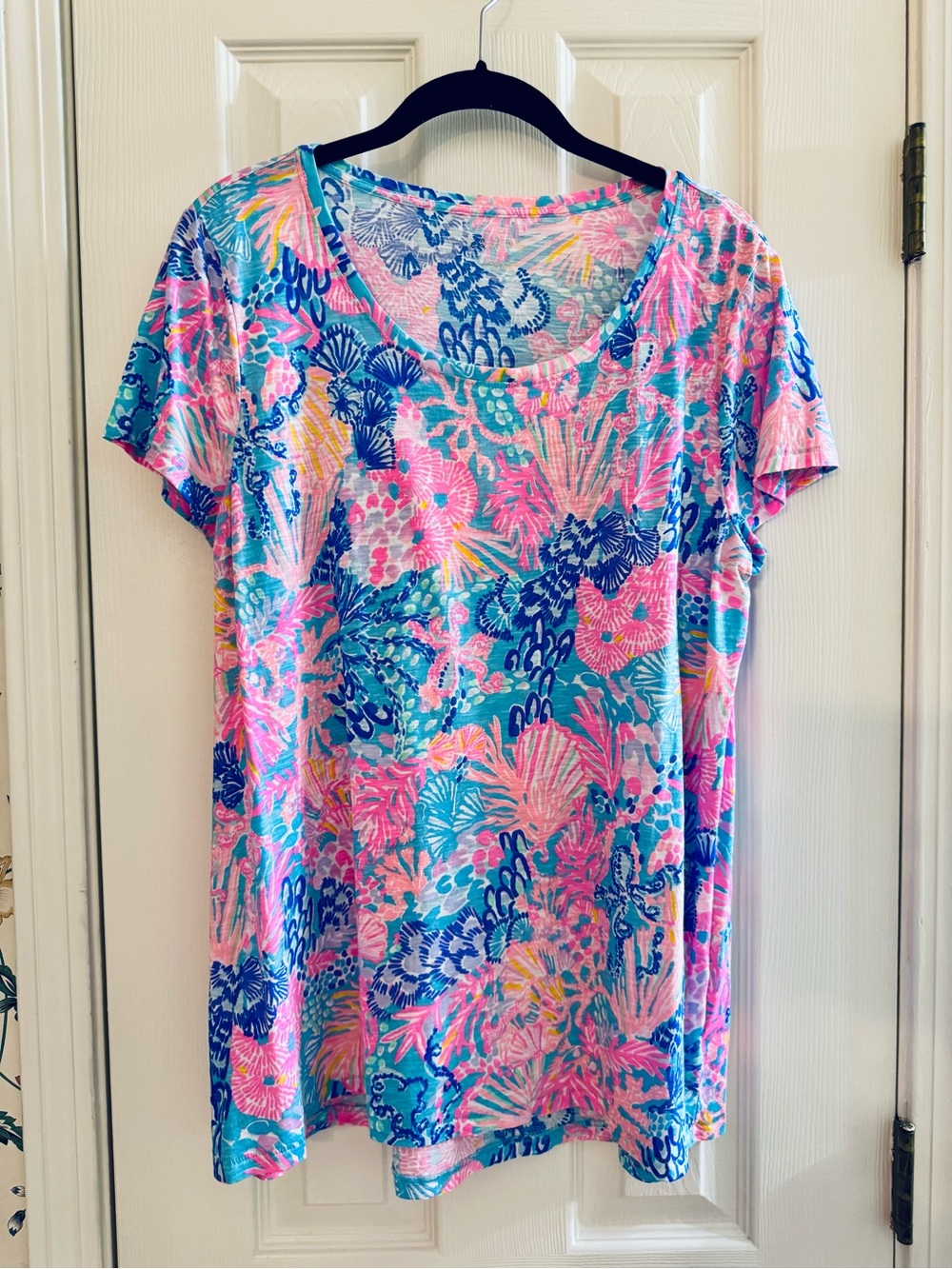 LILLY PULITZER Scoop-Neck Etta Top, LARGE, SPLENDOR IN THE SAND, EUC